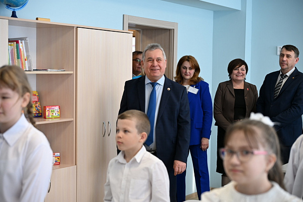 В селе Сетовка Советского района после масштабного ремонта открыли школу