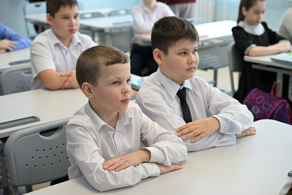 В селе Сетовка Советского района после масштабного ремонта открыли школу