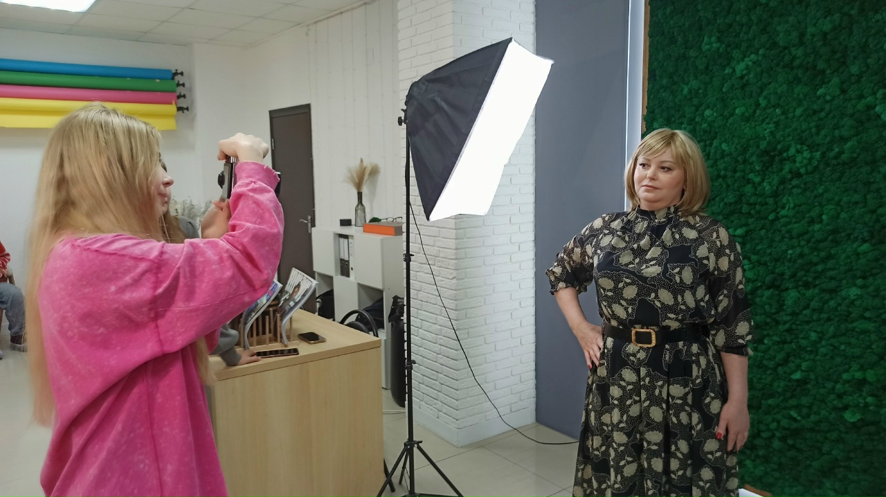 В Барнауле провели День красоты для женщин, побеждающих онкологию