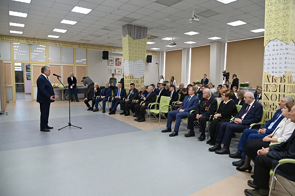 В Барнауле презентовали книгу об уникальных людях, имеющих звание «Почётный гражданин Алтайского края»