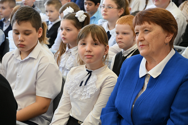 В селе Сетовка Советского района после масштабного ремонта открыли школу