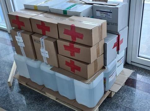 Груз с медицинской помощью направил в Луганск Алтайский онкодиспансер