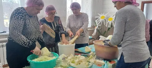 В Косихинском районе открыли «Территорию добрых дел», где для нужд СВО работают волонтёры