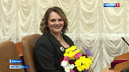 Ведущая и шеф-редактор «Вестей» Вера Климанова удостоена звания «Заслуженный работник культуры края»