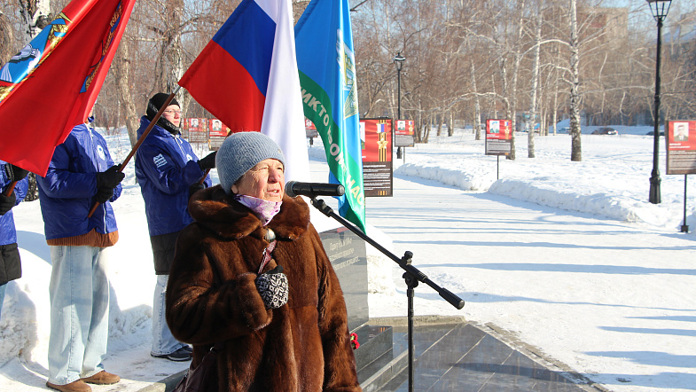 В Барнауле сегодня почтили память десантников легендарной 6-й роты Псковской дивизии ВДВ