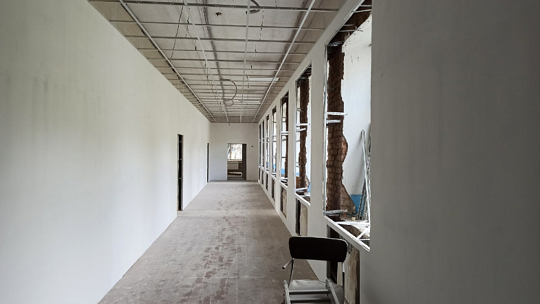 В селе Красный Партизан завершают ремонт школы, которую когда-то записали коровником