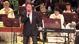 В КЗ «Сибирь» большим праздничным концертом отметят юбилей Олега Иванова