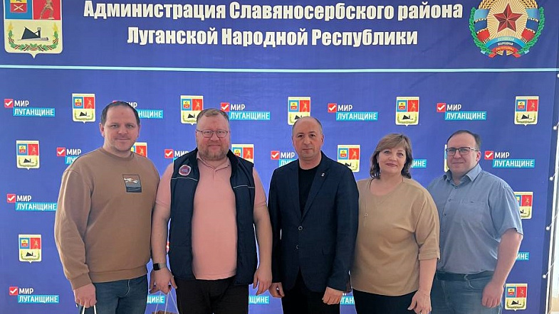 Лидер крайсовпрофа навестил алтайских бойцов в зоне СВО