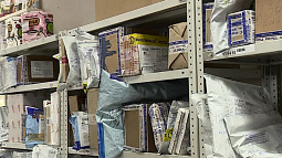 Жителям Усть-Калманки больше не нужно ездить в другие сёла, чтобы отправить письмо или получить посылку