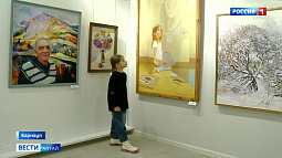 В Барнауле открылась краевая художественная выставка «Арт-Алтай-2025»
