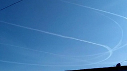 Жителей Бийска встревожили кружившие над городом самолёты