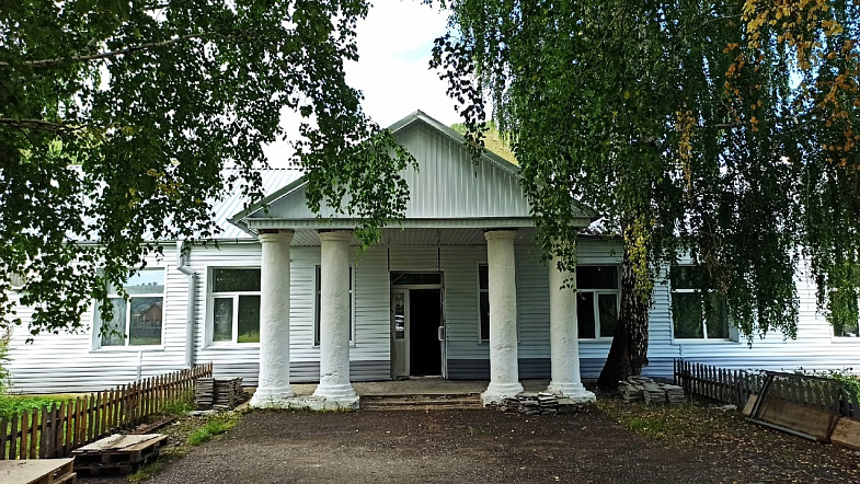 В селе Красный Партизан завершают ремонт школы, которую когда-то записали коровником