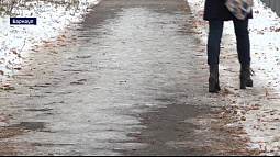 Барнаулец отсудил 200 тыс. руб за травму на входе в кафе