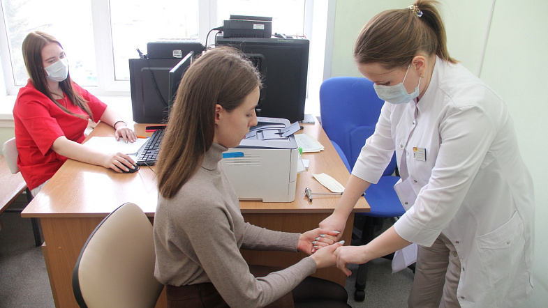 В крае организовали комплексные медосмотры для семей участников СВО