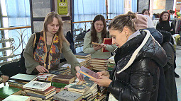 В Барнауле в ТЦ «Пионер» пройдёт новогодняя «Гаражка»