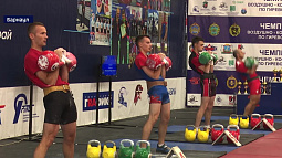 В техническом университете собрались сильнейшие гиревики России