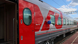 Дополнительные пригородные поезда запустили сегодня между краем и Новосибирской областью