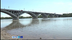 Уровень воды в реке Бие может достигнуть опасно низкой отметки 