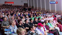 Более 500 добровольцев из 57 районов Алтайского края собрались сегодня в Барнауле