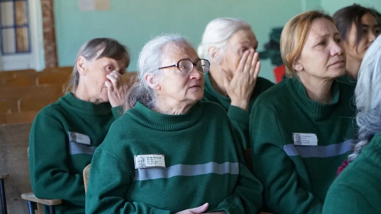 В Шипуновской женской колонии поставили спектакль по мотивам рассказов Шукшина