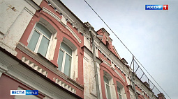 В Барнауле ищут подрядчика, который взялся бы за реставрацию магазина Второва