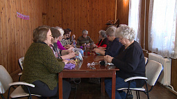 В Кулунде мастерицы создали клуб любителей вязания, вышивки и бисероплетения 