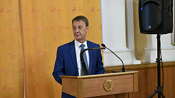 Глава Барнаула Вячеслав Франк неожиданно ушёл в отпуск