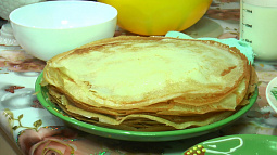 Семья из Михайловского района поделилась секретом приготовления блинов