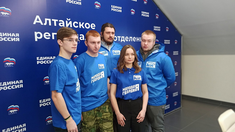 В Барнауле предложили создать центр подготовки волонтёров для работы в Донбассе