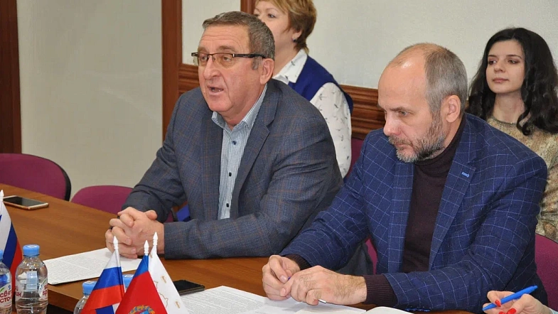 Барнаульский врач, побывавший в ЛНР, предложил всех поголовно учить оказывать первую медпомощь