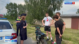 В Барнауле полицейские провели рейд по профилактике нарушений на двухколёсном транспорте