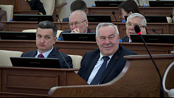 Более 500 региональных законов приняли депутаты восьмого созыва за свой пятилетний срок