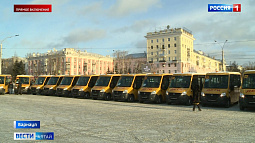В Барнауле представителям муниципалитетов вручили 38 новых автобусов