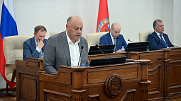 Глава Алтайского Минфина рассказал депутатам, как тратили бюджетные деньги в прошлом году