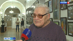 Известный на Алтае музыкант, педагог, теле- и радиоведущий Михаил Стюхин представил в ГМИЛИКА свою первую книгу