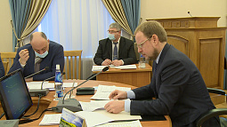 Губернатору Томенко доложили о напряжённой обстановке на дорогах Алтайского края