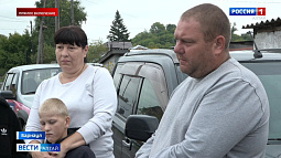 Судебные приставы арестовали автомобиль семьи, на котором родители возят ребёнка-инвалида в спецшколу