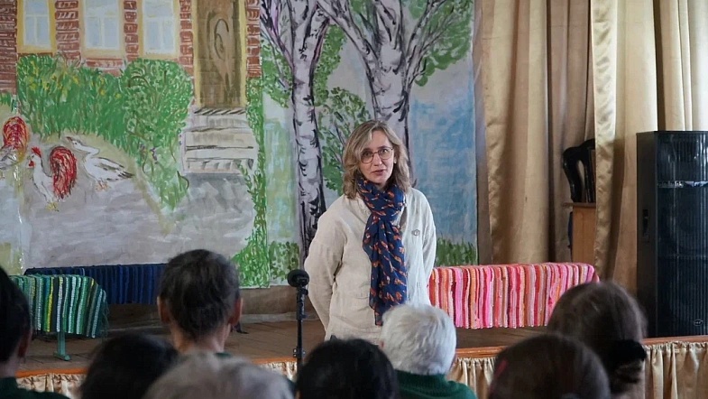 В Шипуновской женской колонии поставили спектакль по мотивам рассказов Шукшина