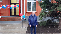 Крупный спортивный комплекс, восстановленный алтайскими строителями, торжественно открыли в Славяносербском районе ЛНР