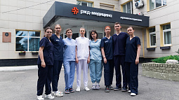 Студенты-медики из разных регионов России помогают алтайским врачам лечить пациентов