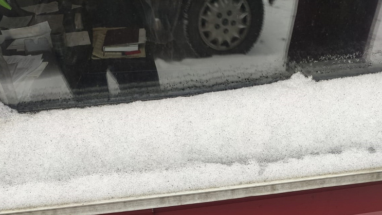 «Наступили на те же грабли»: после ремонта котельная в Змеиногорске не перестала выбрасывать сажу