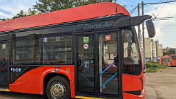  В Барнаул поступило восемь троллейбусов, которые смогут ездить до 40 километров на автономном ходу