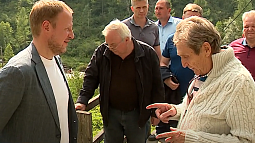 Глава региона Виктор Томенко поздравил всех причастных с Днём археолога