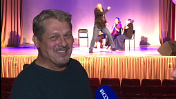 «Ушёл туда, где по любви»: ради чего актёр Александр Лопатюк ушёл из профессионального театра?