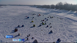 В Барнауле спасатели совместно с народными дружинниками провели акцию «Безопасный лёд»
