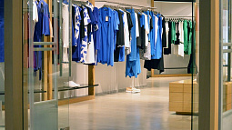 В Алтайском крае нет сокращений сотрудников магазинов модных брендов, заявивших об уходе из России