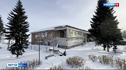 В райцентре Крутиха четыре года не могут завершить капремонт местного ДК