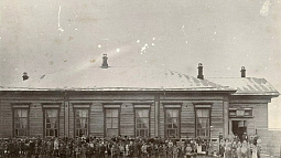 Как в Барнауле открывали первые школьные библиотеки?