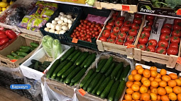 В алтайских магазинах заметно подорожали овощи
