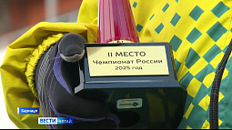 Хоккеистки «Коммунальщика» завоевали серебряные медали в Крымске